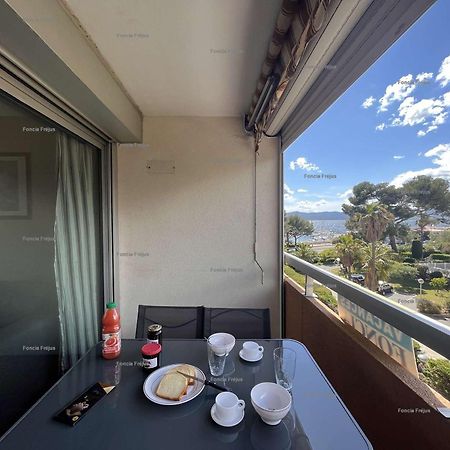 Studio Cabine A St-Raphael Avec Terrasse Et Parking, A 100M De La Plage - Fr-1-226A-23 Saint-Raphaël Eksteriør billede