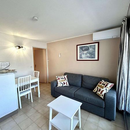 Studio Cabine A St-Raphael Avec Terrasse Et Parking, A 100M De La Plage - Fr-1-226A-23 Saint-Raphaël Eksteriør billede